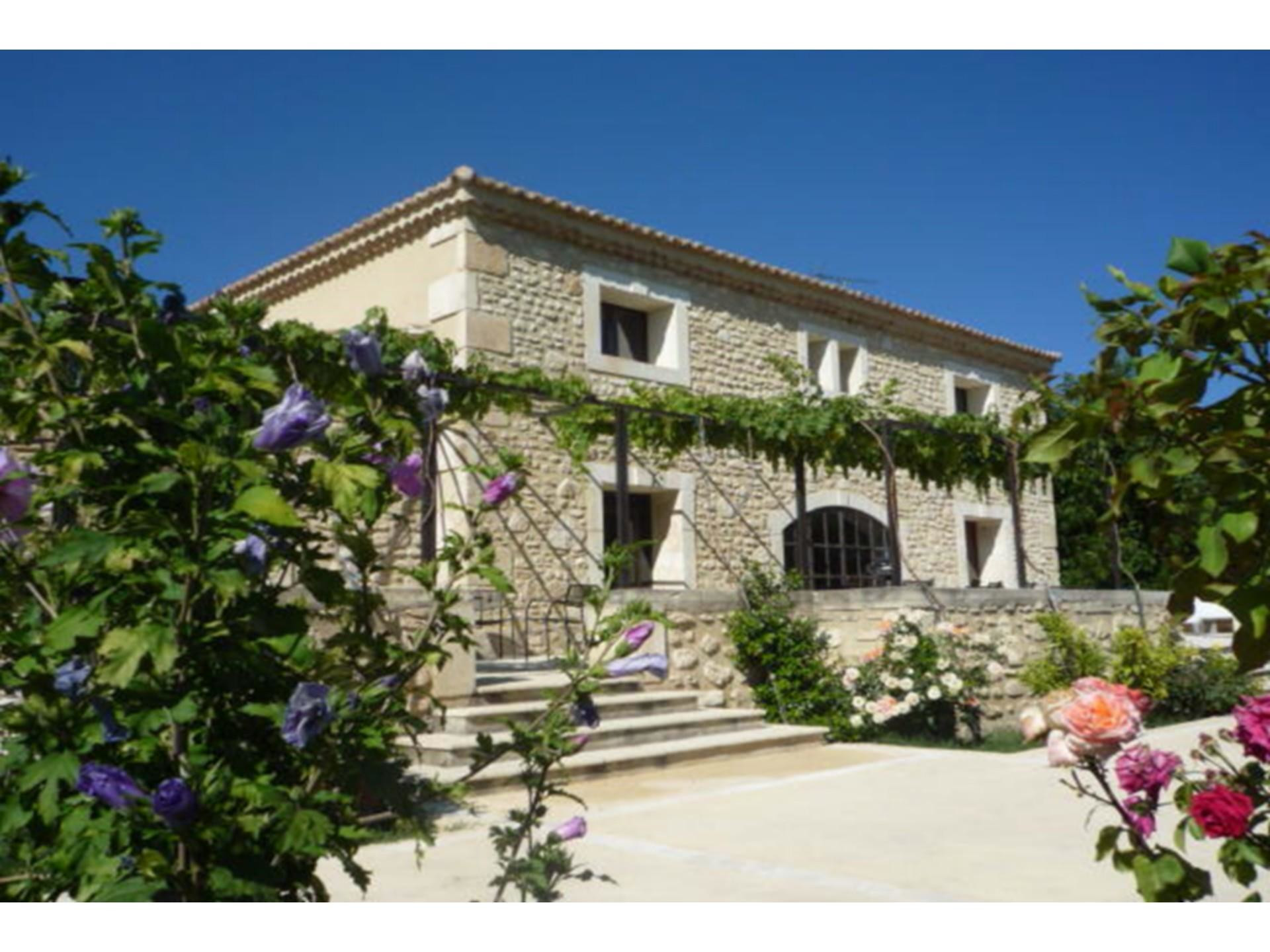 Mas Saint Joseph, Fontvieille - photo 2