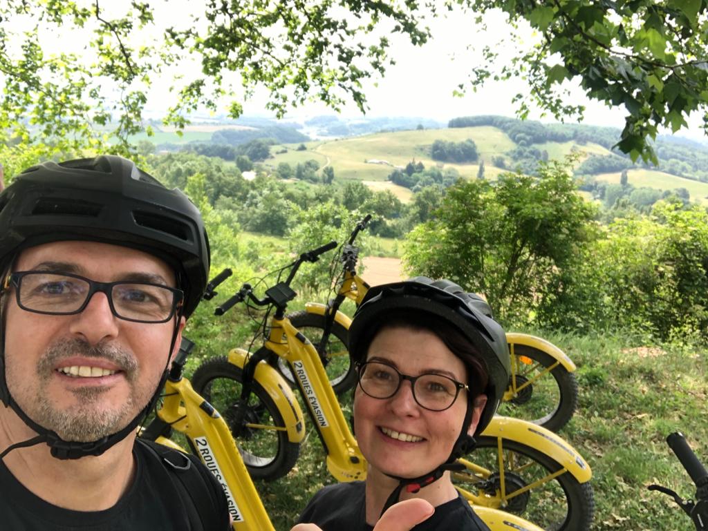 Balade à trottinette électrique tout terrain autour d'un domaine viticole