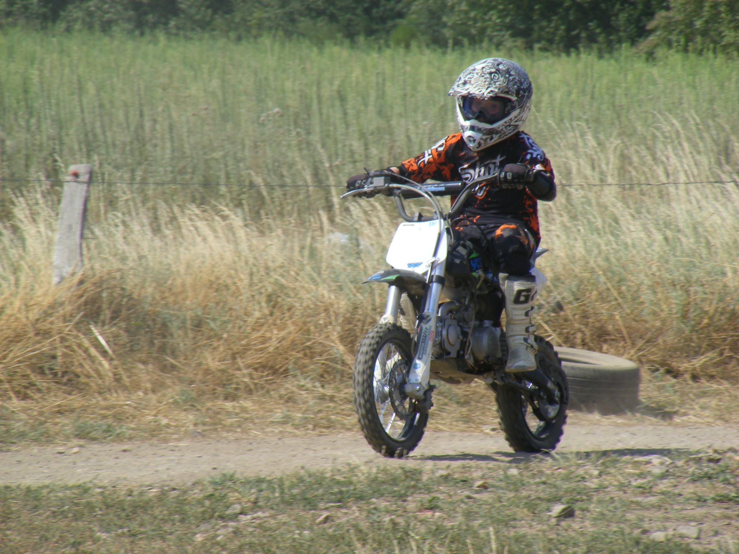 Ecole de pilotage Moto Quad Concept_Beauvallon