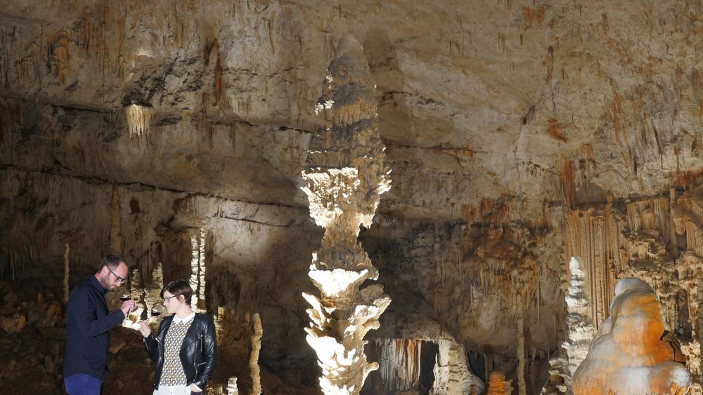 Vivez une Saint Valentin inoubliable lors dune dégustation itinérante au cœur de la Grotte