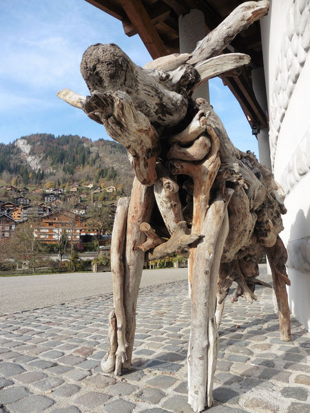Art Vache : La Vache en bois flotté