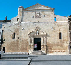 Eglise Sainte Anne  France Provence-Alpes-Côte d'Azur Bouches-du-Rhône Arles 13200