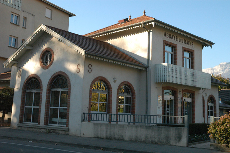Bibliothèque Abbaye-les-Bains
