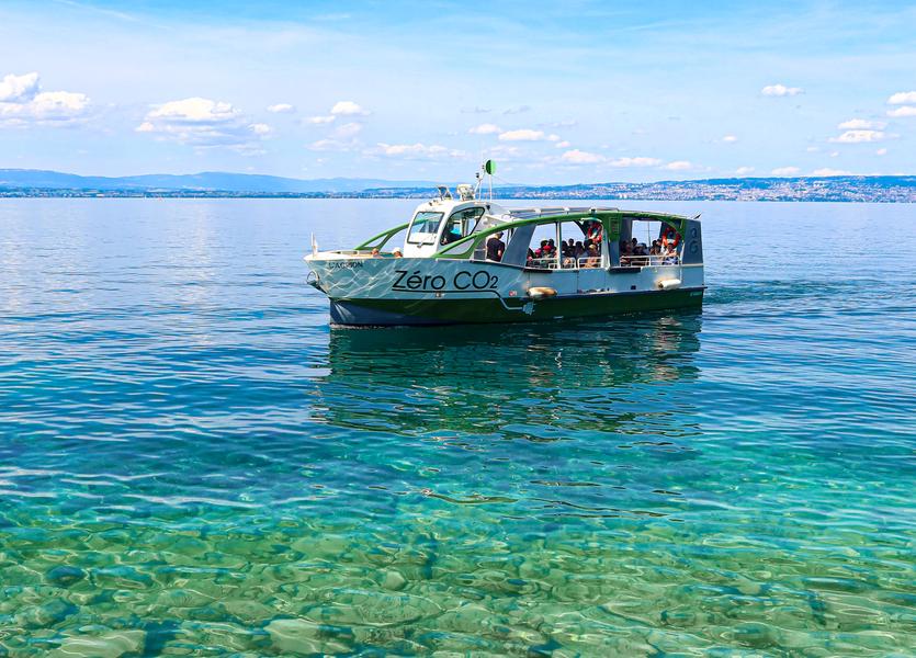Croisière à bord du bateau électrosolaire 