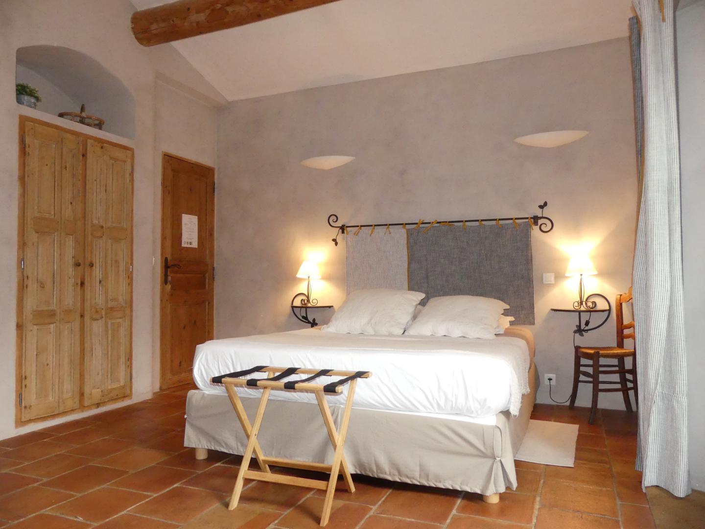 Le Mas Du Biaou, Trets - photo 4