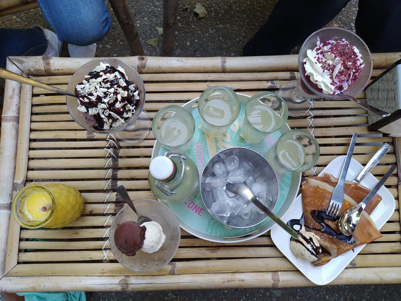 Sur la terrasse Sur la terrasse
