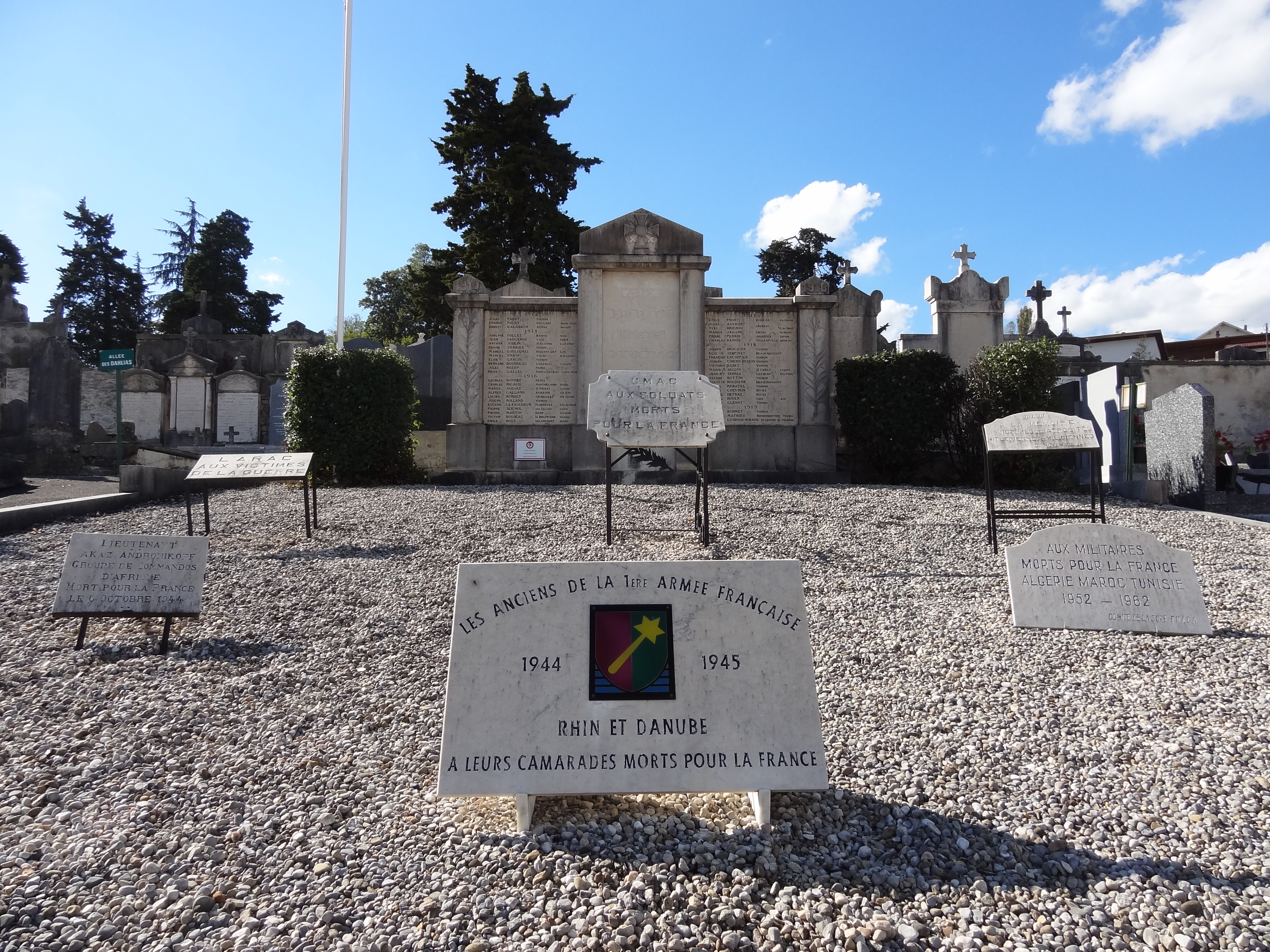 Cérémonie en hommage aux morts pour la France_Voiron