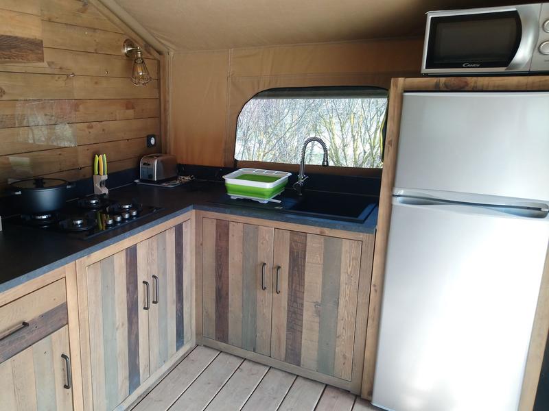 Camping Belle Roche - Lodge Espace_Lalley