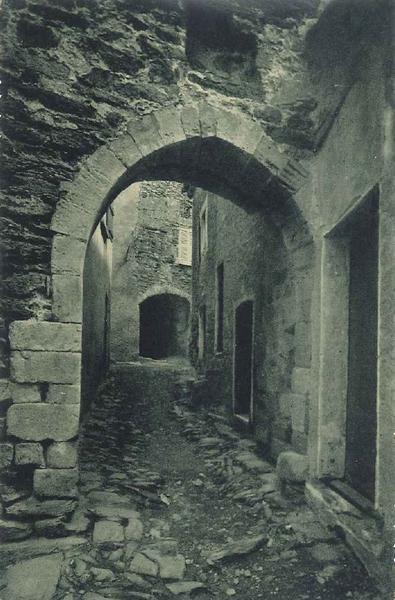 La Porte des Sarrazins_Gassin