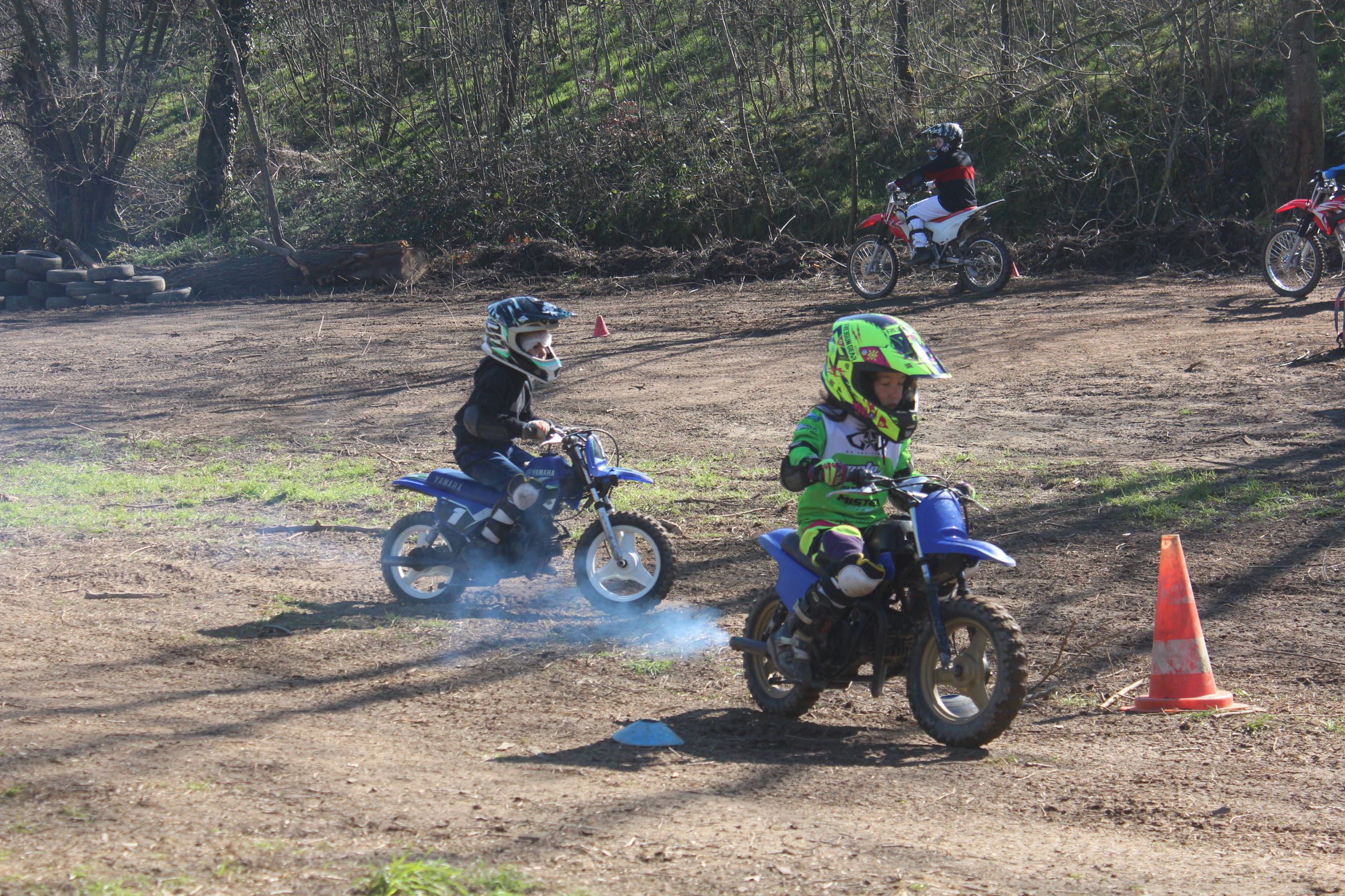 Ecole de pilotage Moto Quad Concept_Beauvallon