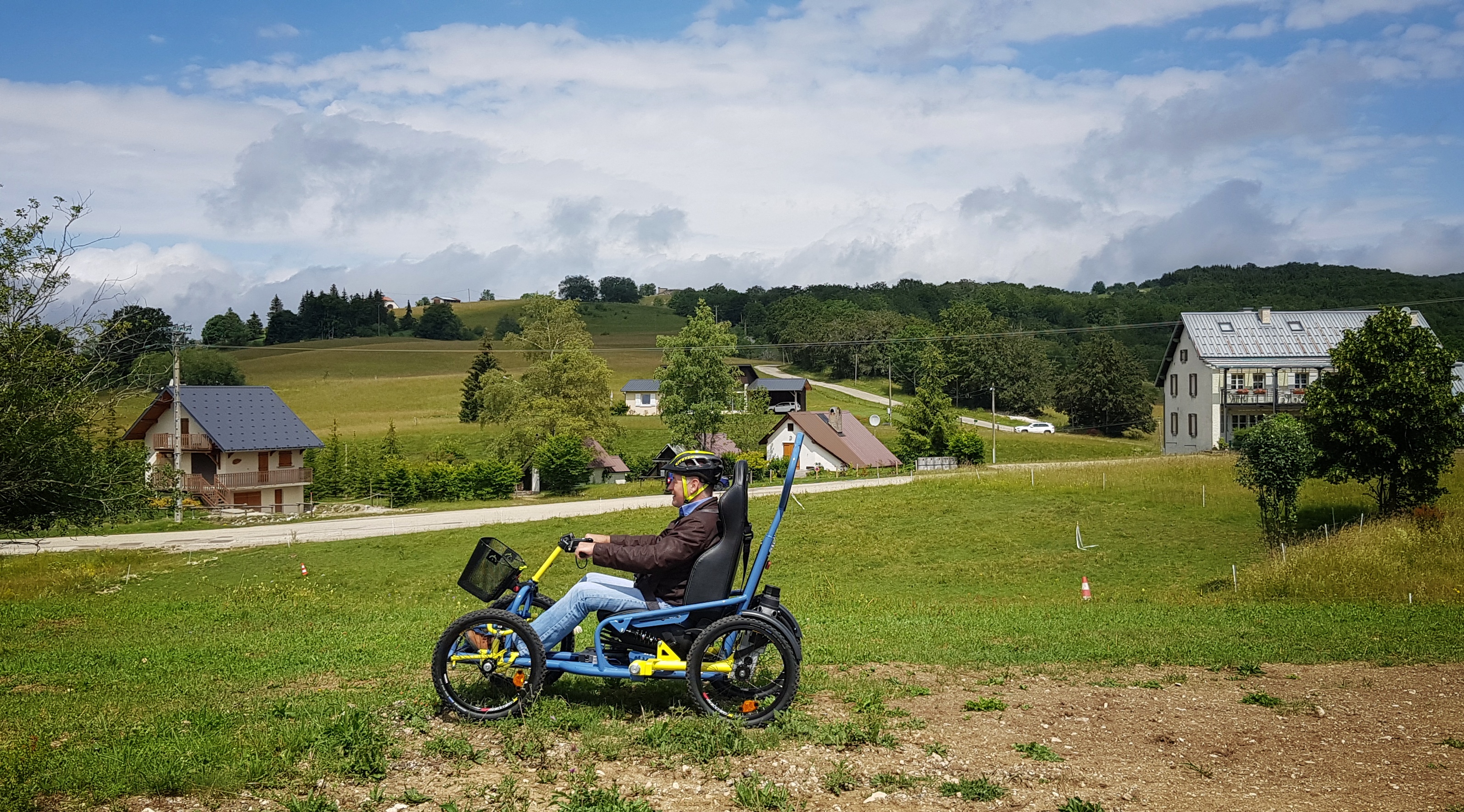 Sports 360 : location de Quadrix, fauteuils tout-terrain adapt�s