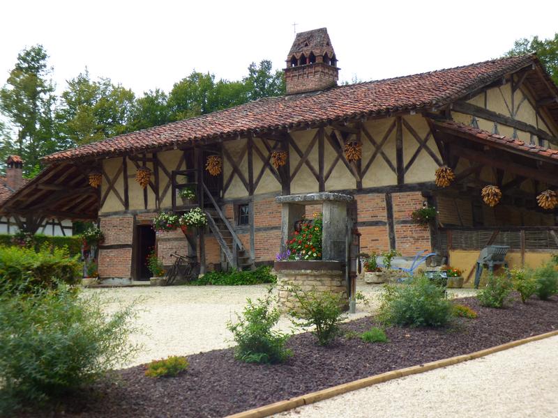 Liaison VTT (L) Liaison Base de loisirs de la Grange du Pin - Ecomusée Pays en Bresse_Val-Revermont