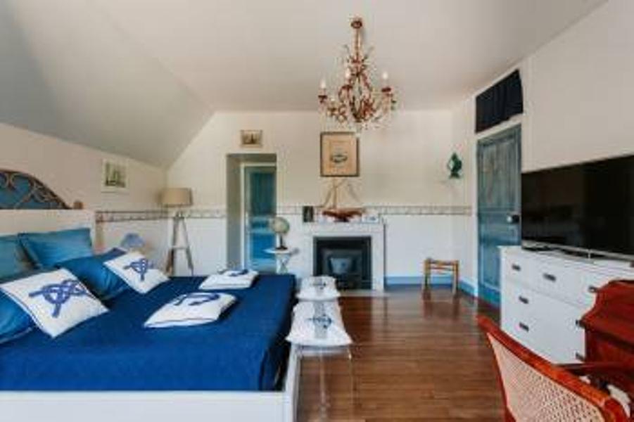 Chambre La Marine_Le Relais du Destin - chambres d'hôtes à Vertrieu - Balcons du Dauphiné - Isère