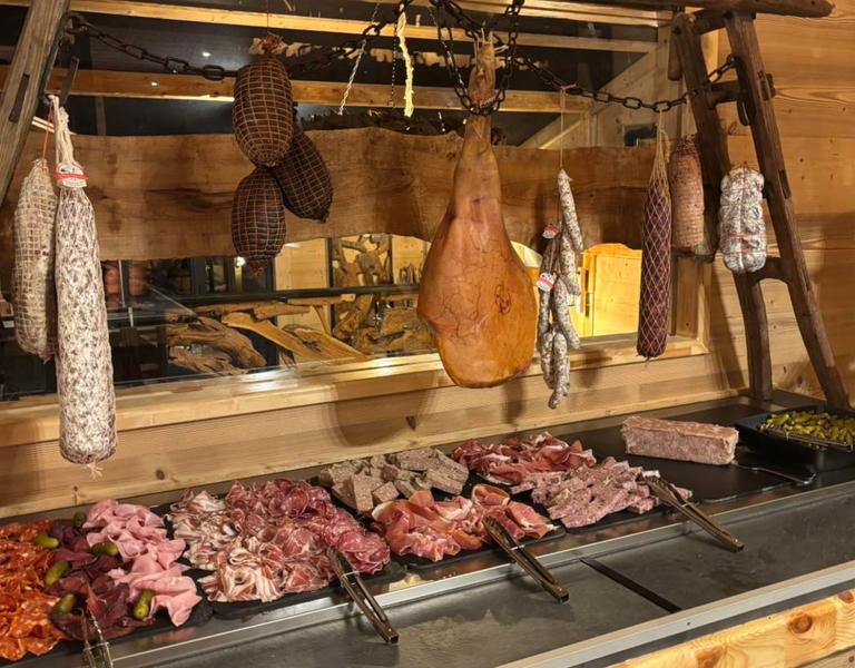 La Taverne Savoyarde_Faverges-Seythenex