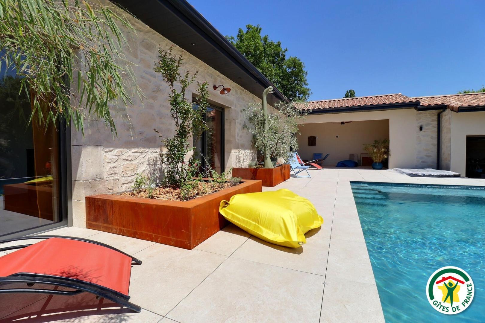 Terrasse exterieur piscine et spa privés
