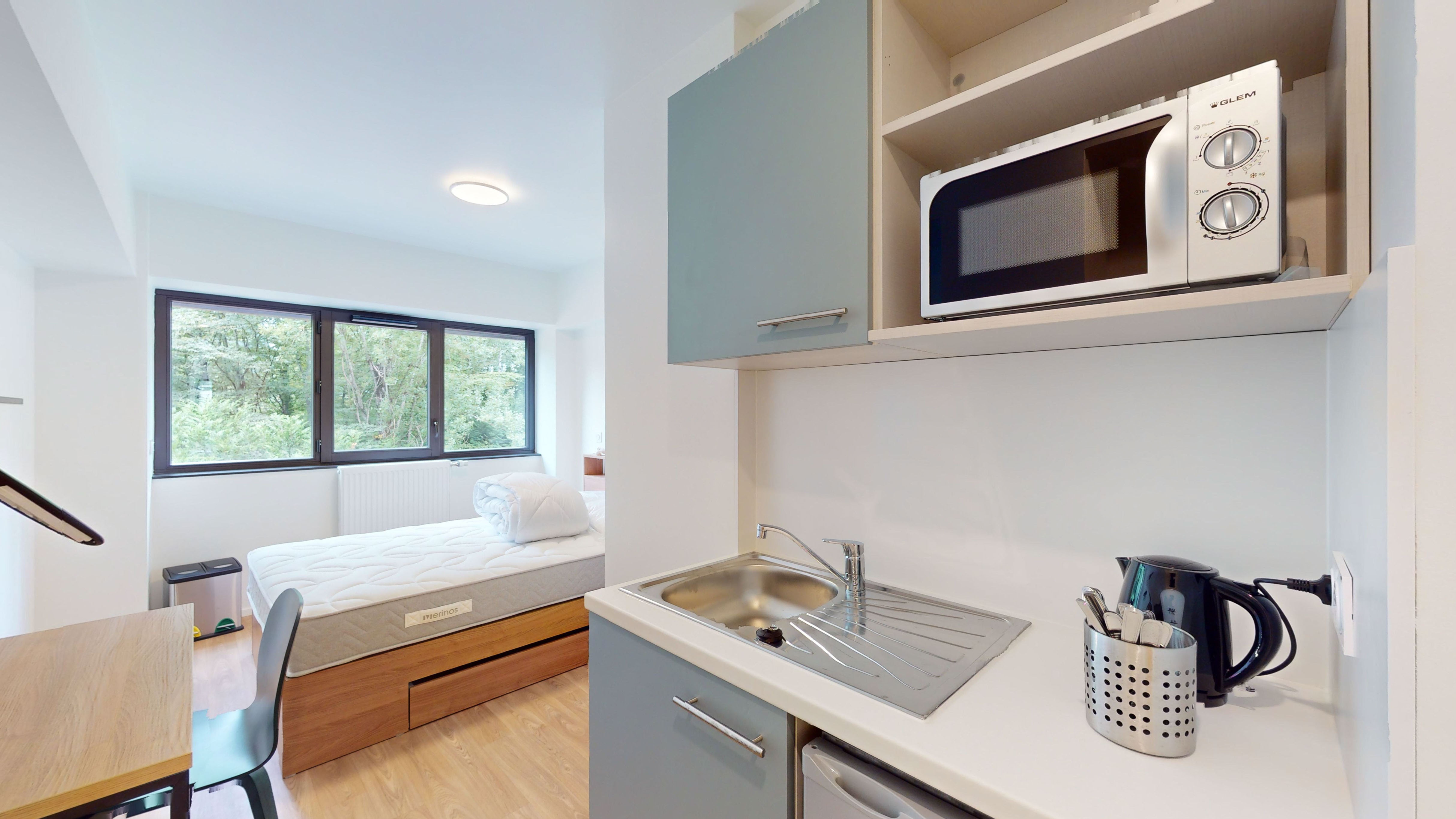Studio individuel meublu00e9 avec espace bureau