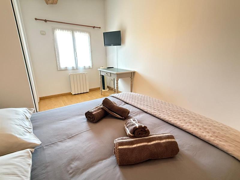 Gîte Pont de Crillon_Crillon-le-Brave