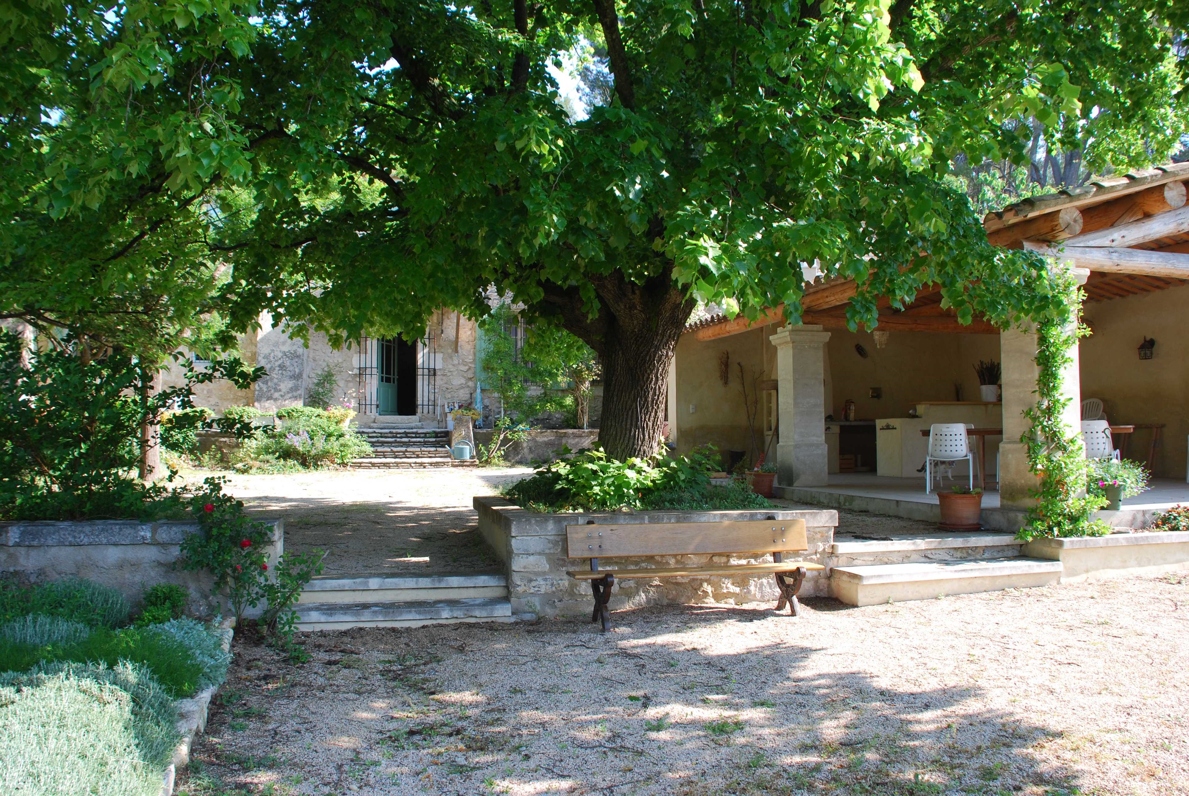 Mas de Bonnaud, Orgon - photo 14