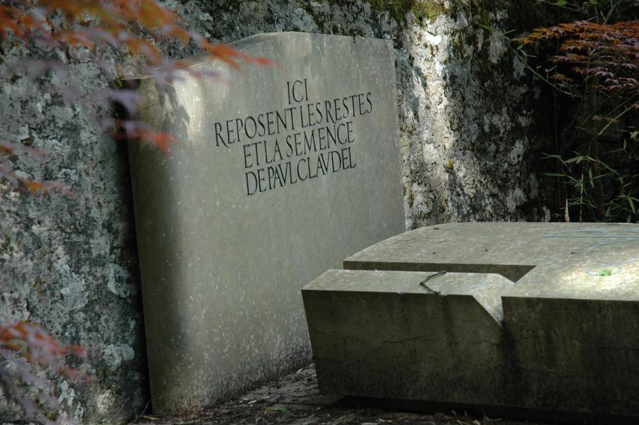 Tombe de Paul Claudel - Brangues - Balcons du Dauphiné