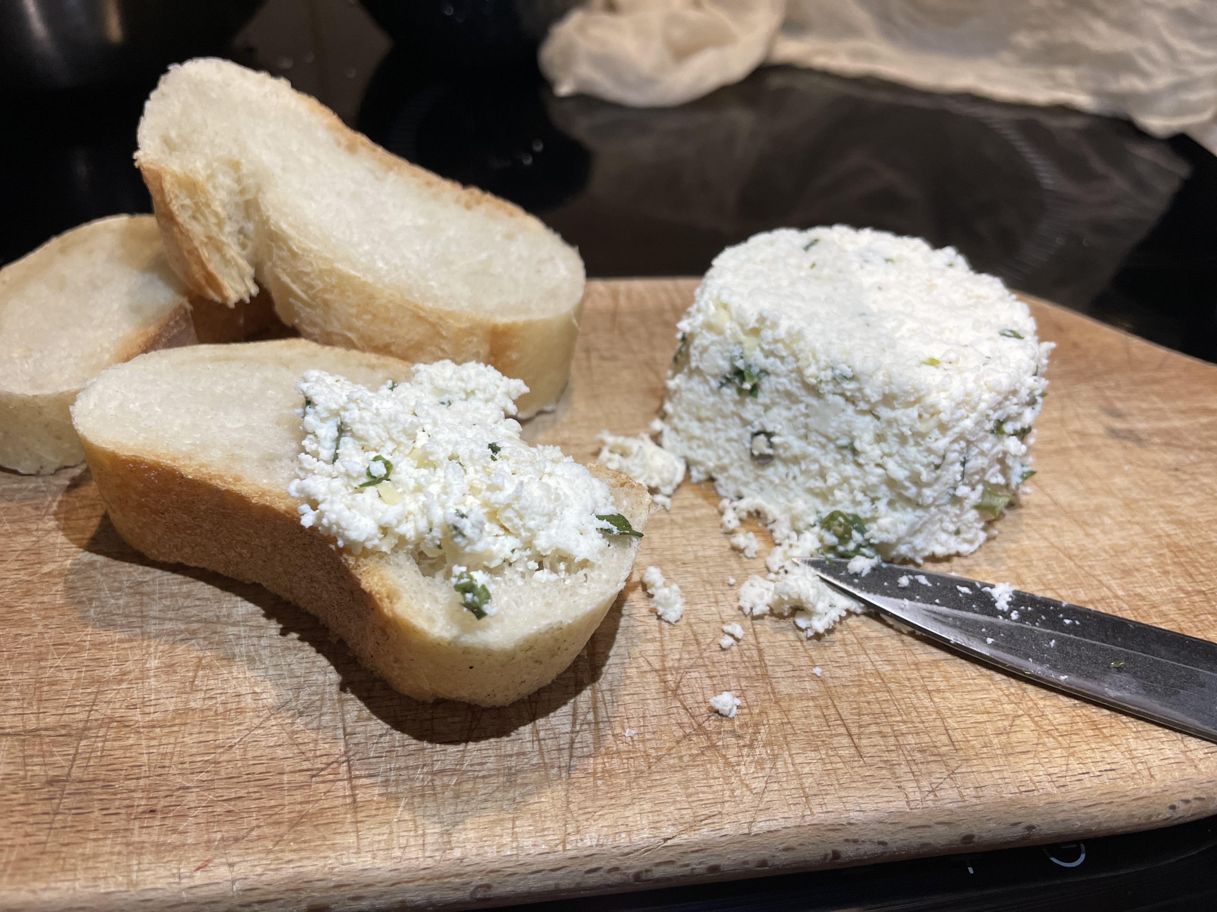 Venez confectionner un fromage frais à la Maison du Brie de Meaux