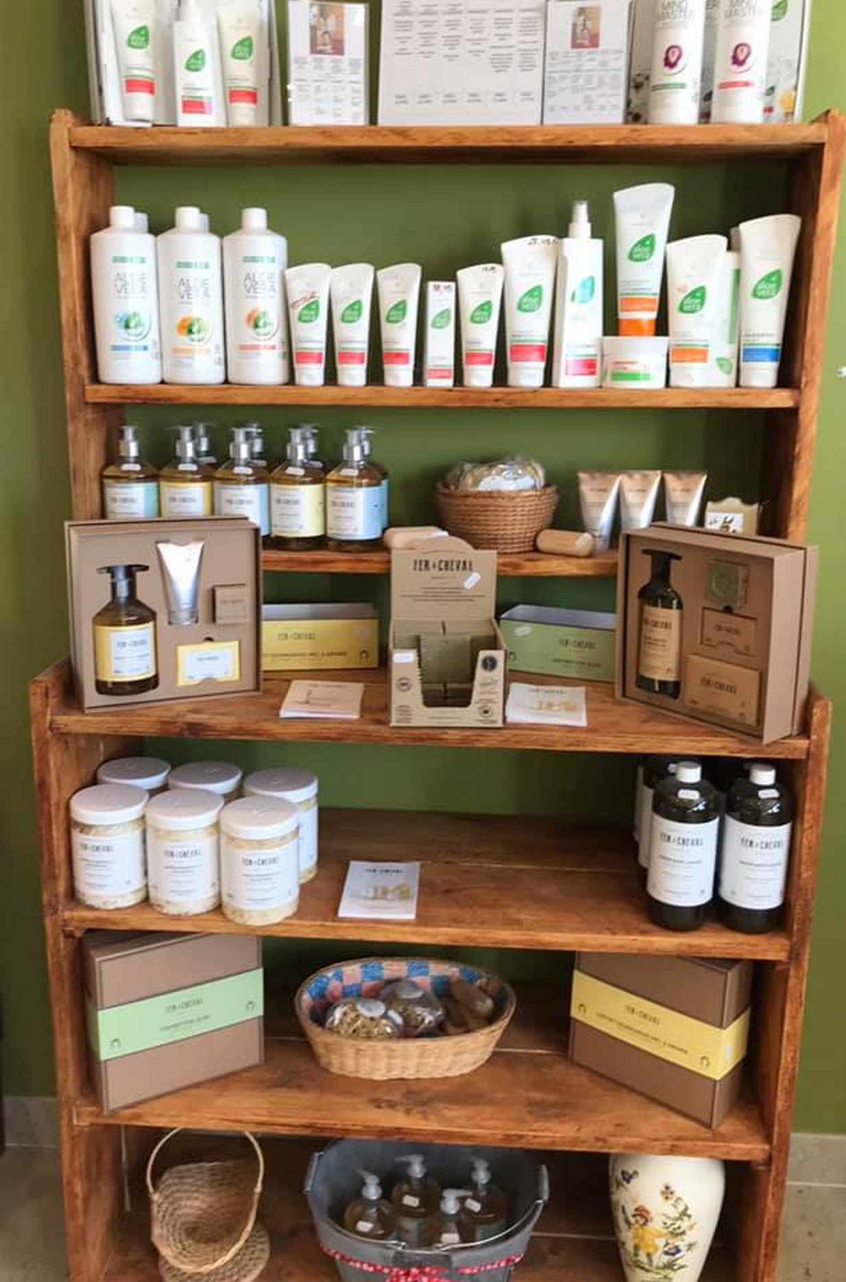 Coyote Market - photo 2