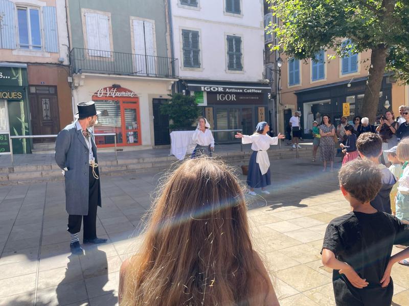 Dans lair du temps - Nouvelle déambulation théâtrale à Montélimar_Montélimar