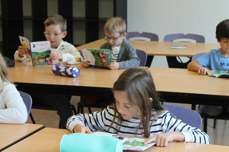 En classe je découvre En classe je découvre