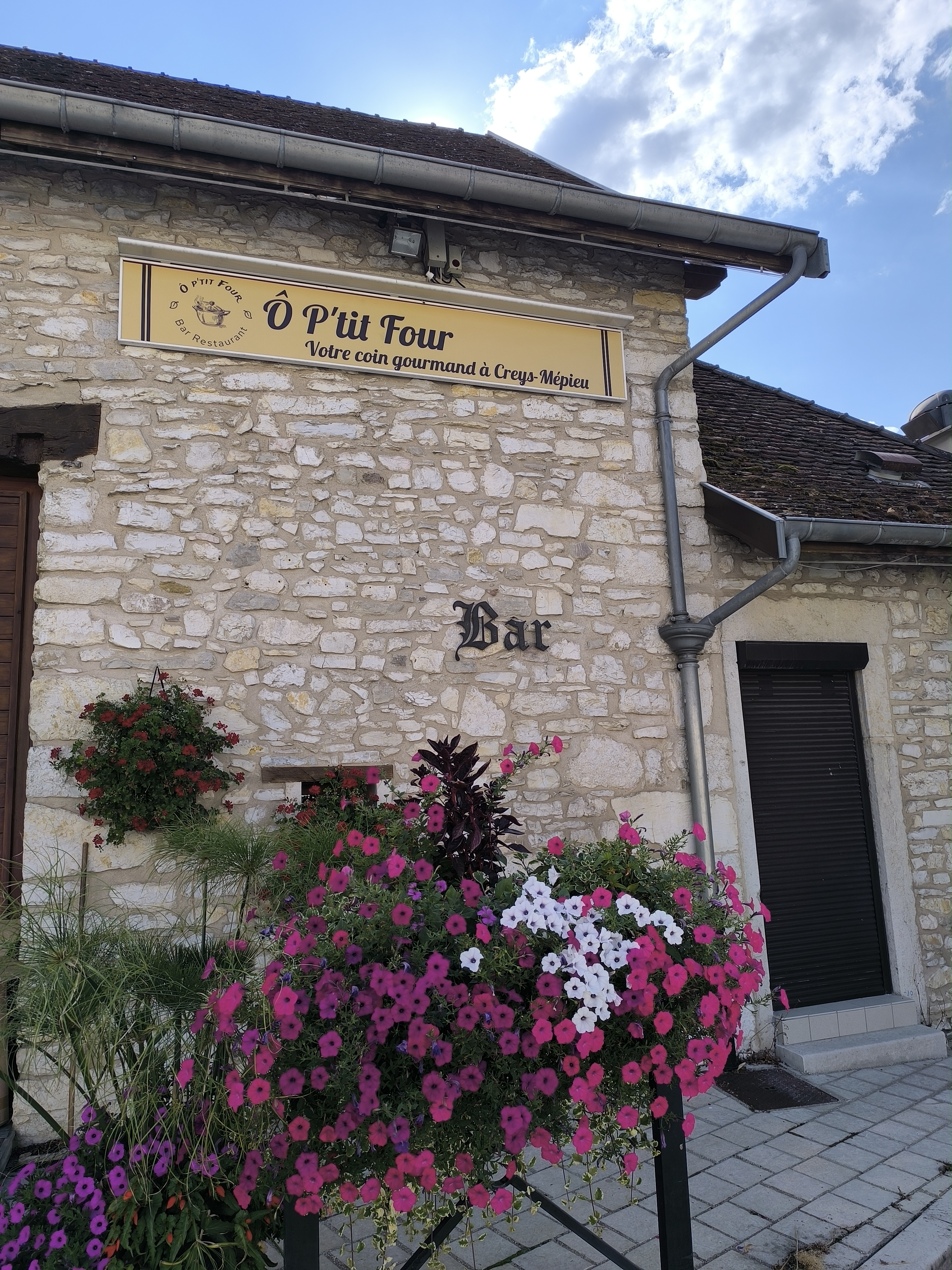 Bar restaurant traiteur Ô P'tit Four à Creys Mépieu