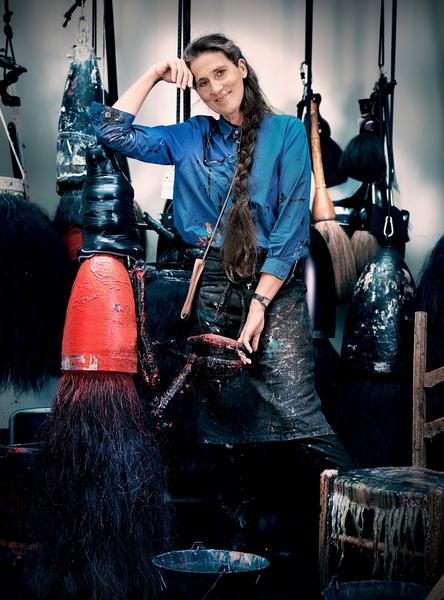 Fabienne Verdier dans son atelier