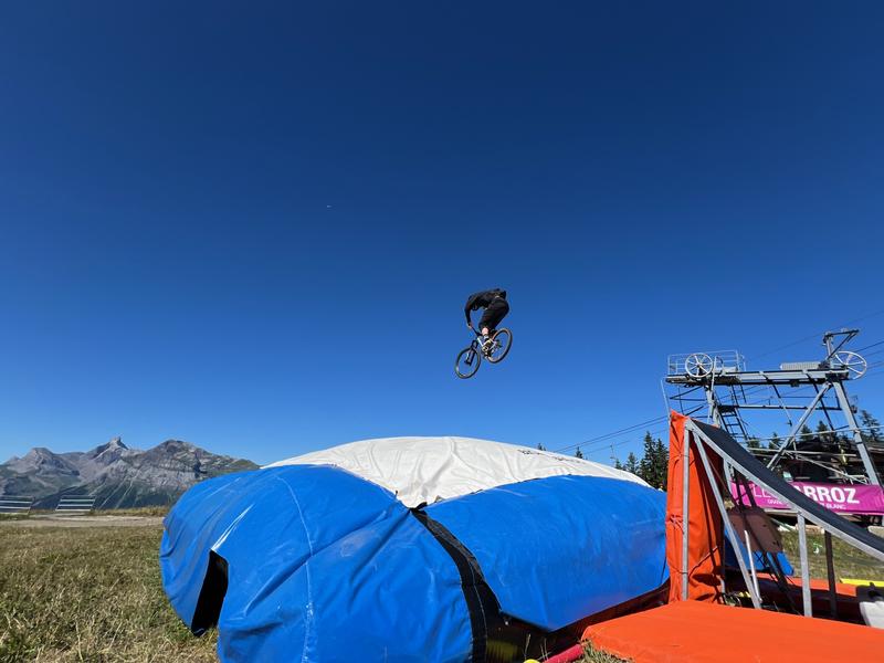 Airbag VTT_Les Carroz-d'Arâches