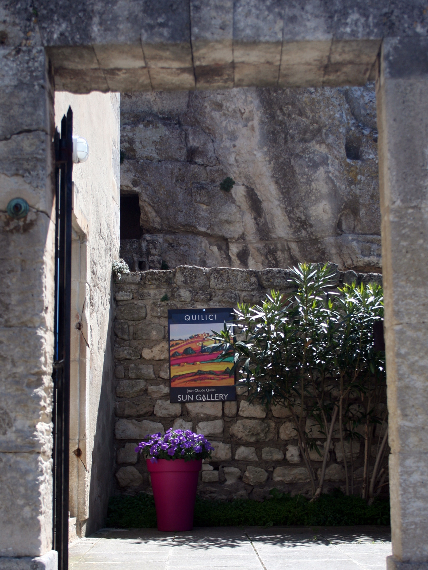 Galerie La Cure, Les Baux-de-Provence - photo 2