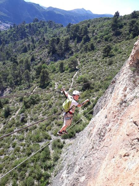 Accompagnement via ferrata rocher de 9h parcours sportif - Salamandre Escalade_Digne-les-Bains