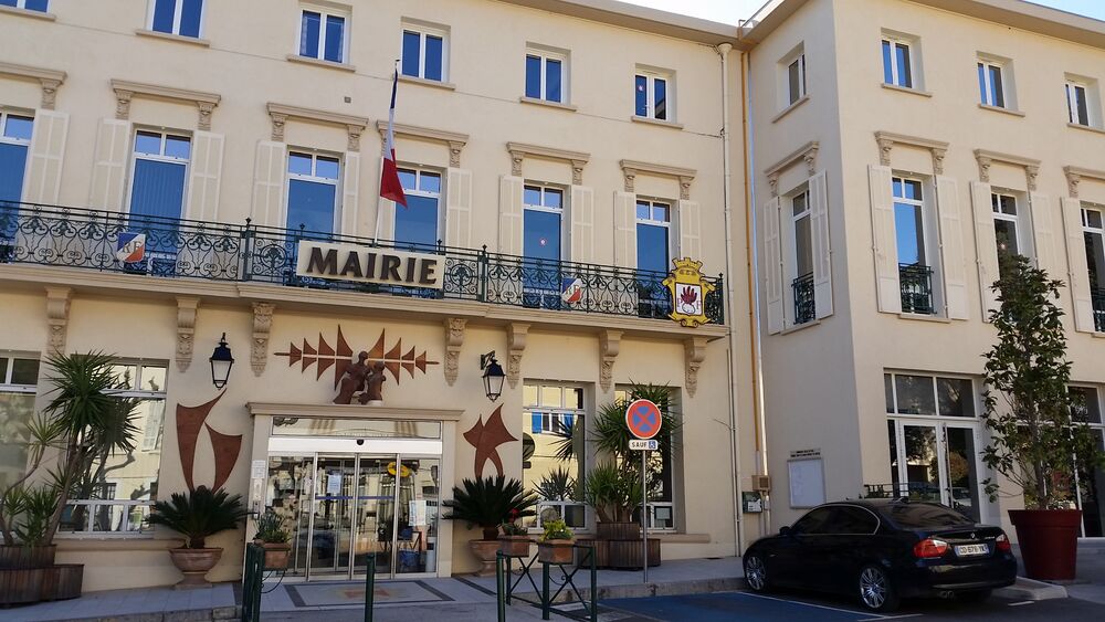 Mairie de Pierrefeu-du-Var