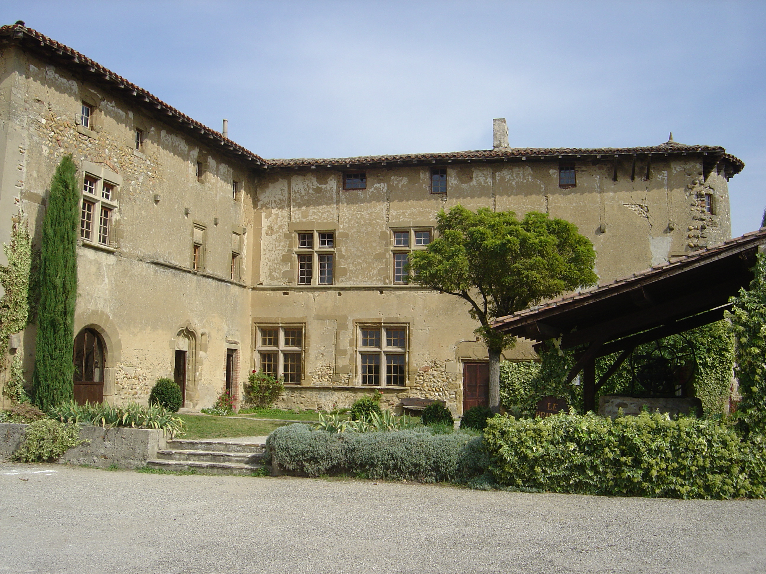 Prieuré de Manthes