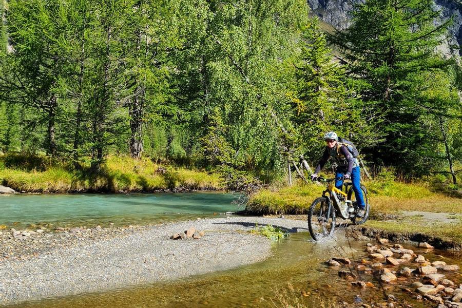 Séjour VTT électrique en itinérance des Aravis à l'espace Diamant_Le Grand-Bornand