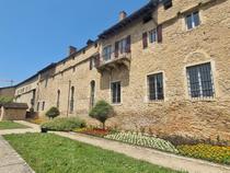 Rempart cours Baron Raverat