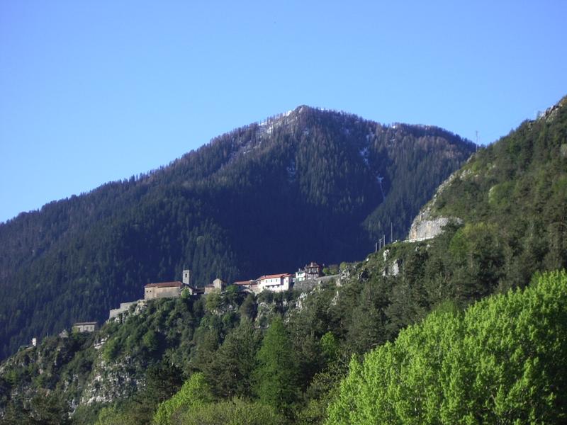 VUE SUR VENANSON également