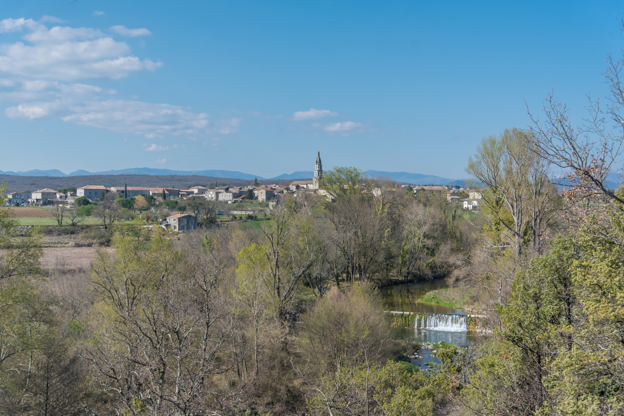 Randoland chasse au trésor jeu de piste St Germain Sud Ardèche que faire avec les enfants en vacances bergetcoiron panorama spot photo