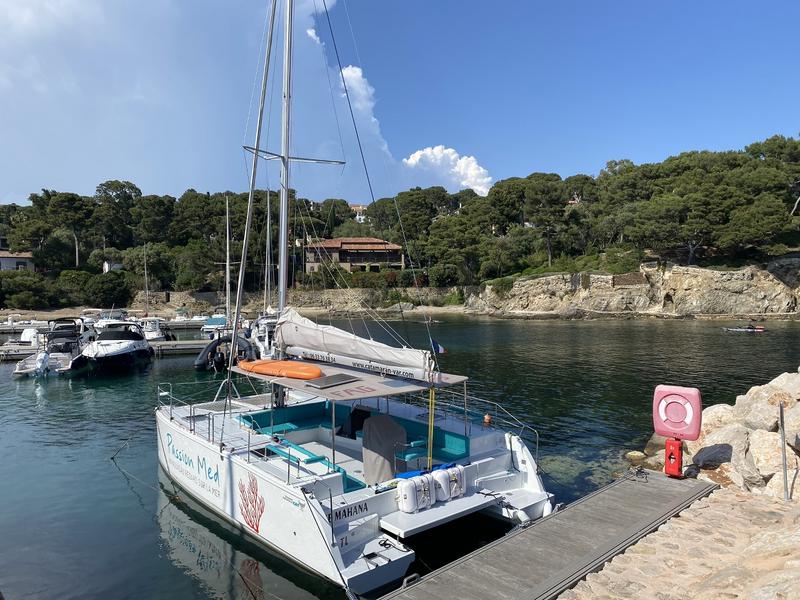 Cap sur le Fort du Pradeau en catamaran_Hyères