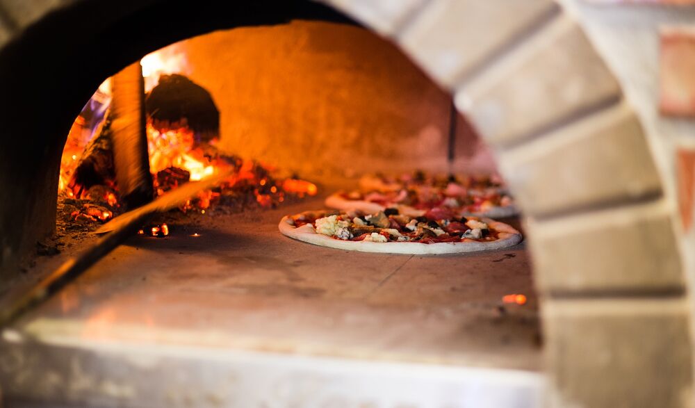 Pizzas au feu de bois - © Pixabay Pizzéria Le Fournil à Ribiers - © Pixabay