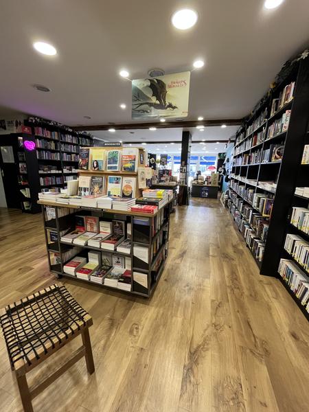 L'intérieur du magasin.