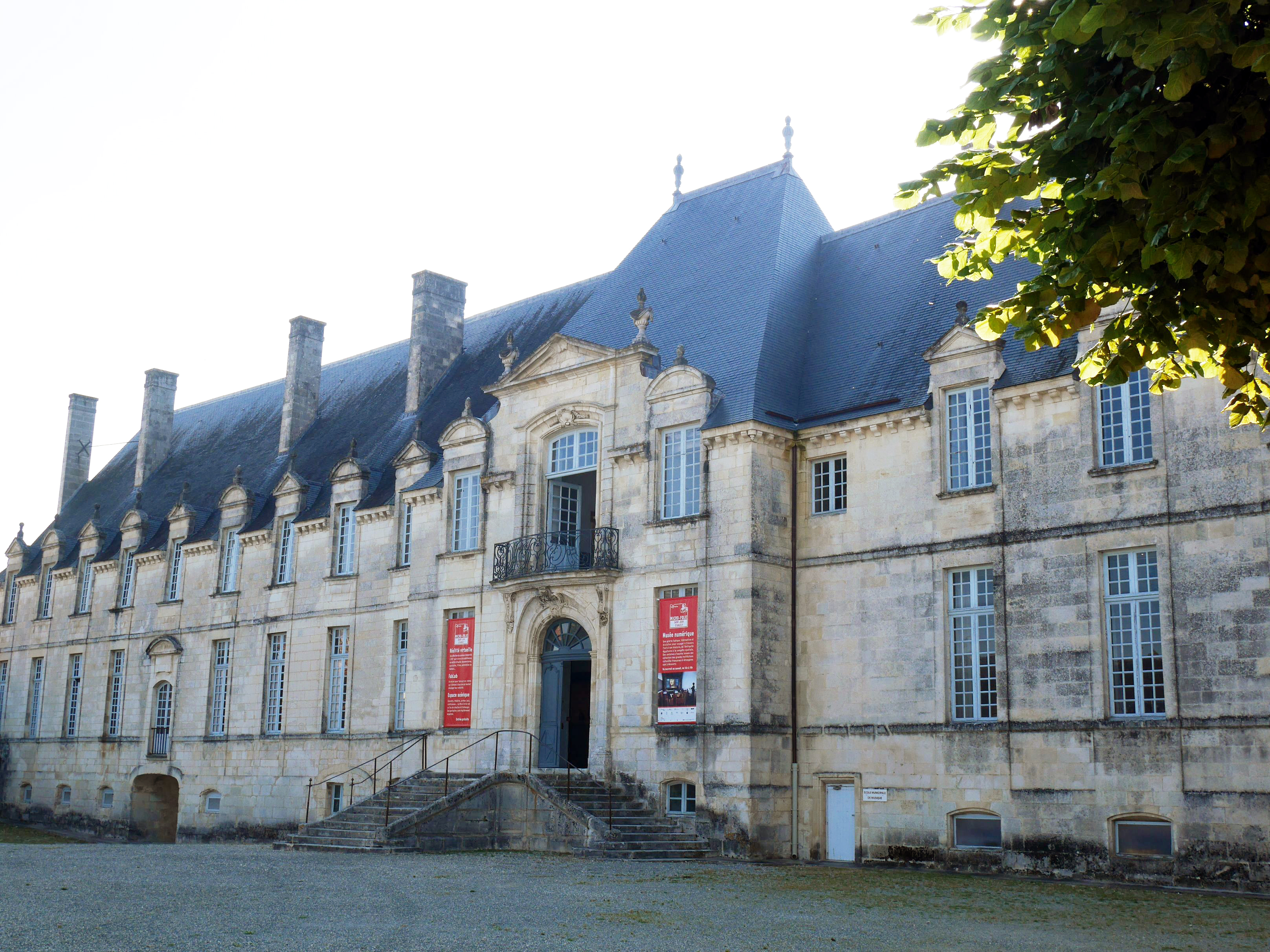 Micro-Folie Saint-Jean-d’Angély