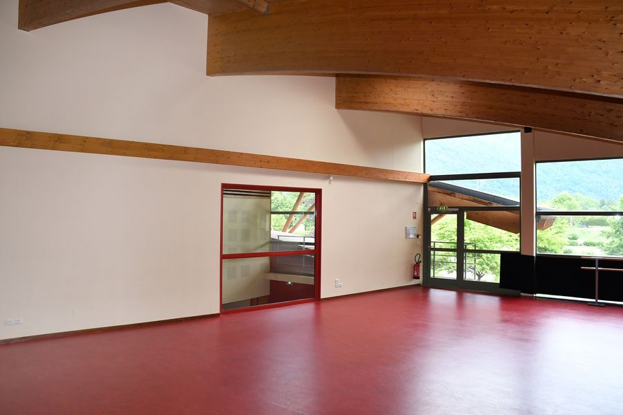 Salle Les Dents Blanches