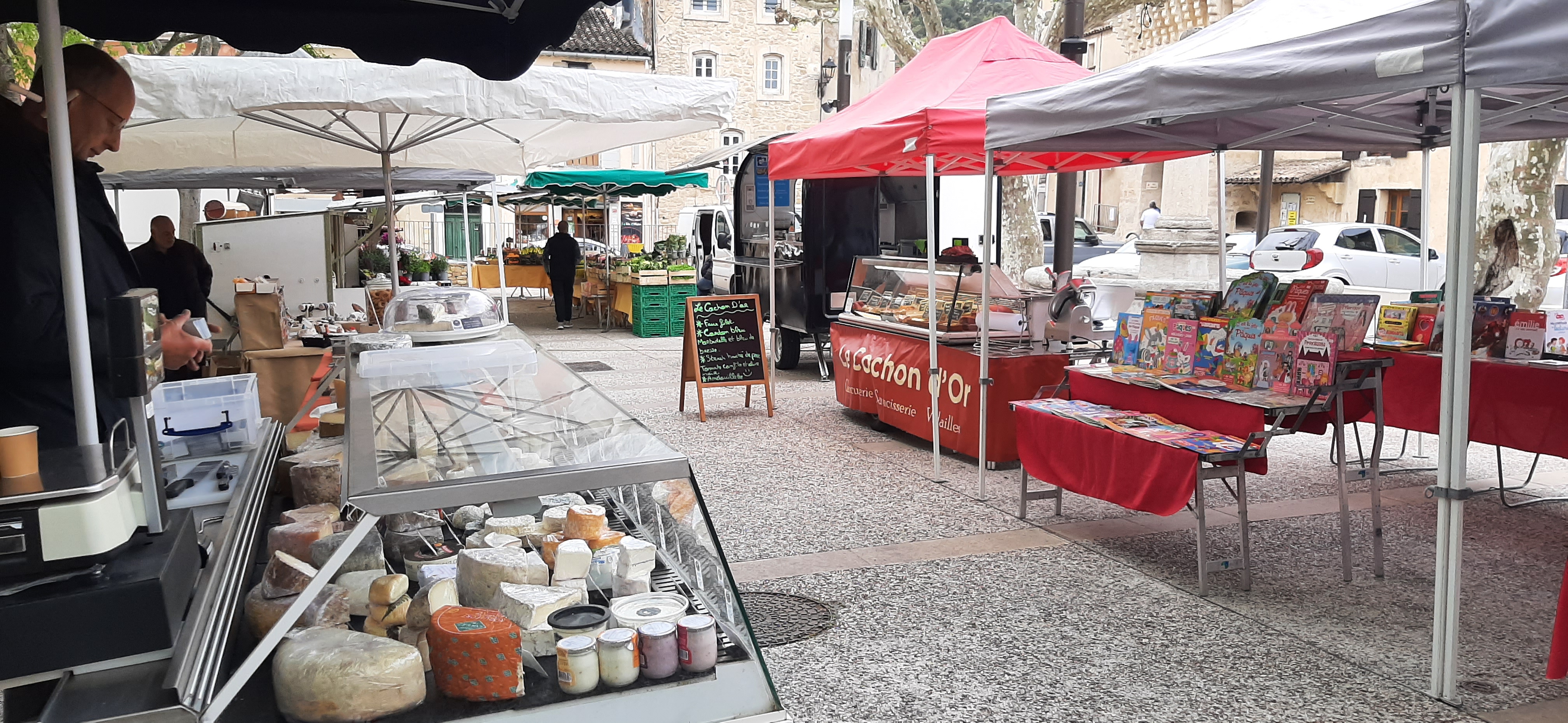 Marché de producteurs locaux d'Alleins, Alleins - photo 2