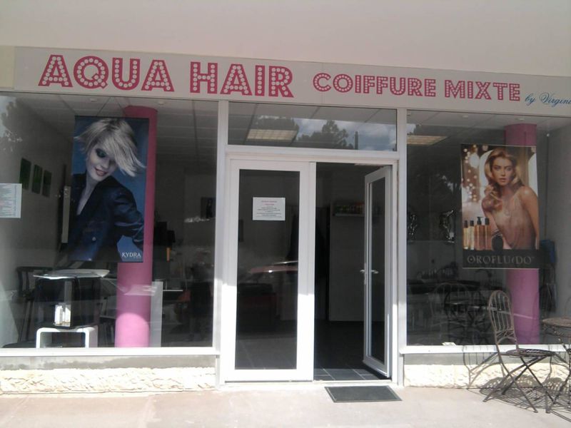 Aqua Hair
