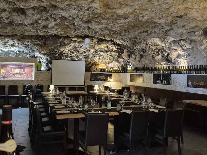 La Grotte d'Auguste_Orange