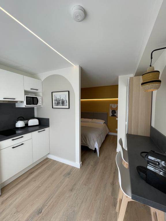 Studio 2 | Maison Meire Studios