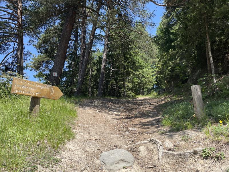 Sur le chemin de la Croix de Feissons Feissons-sur-Salins - Feissons sur Salins