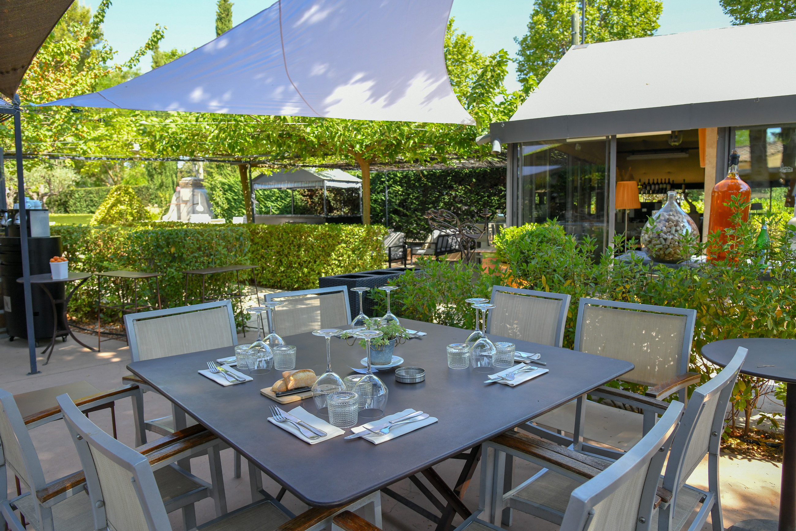 Lautraix Restaurant — photo 3