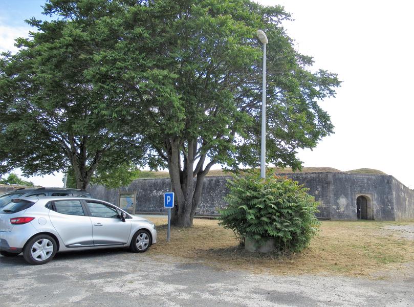 Parking de la Redoute de Sablanceaux